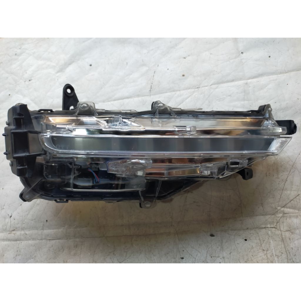 Lampu DRL Fortuner GR original