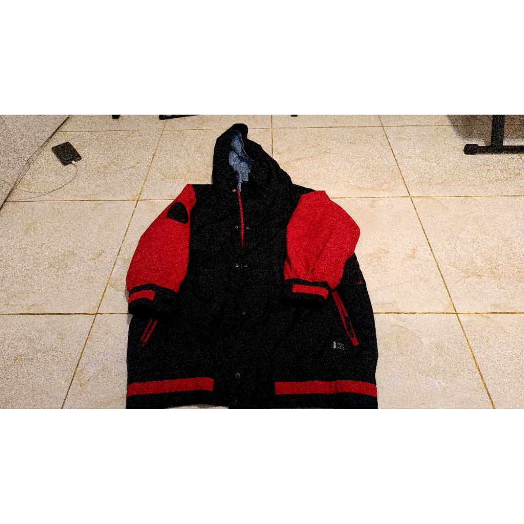 Jaket Centang Merah Hitam