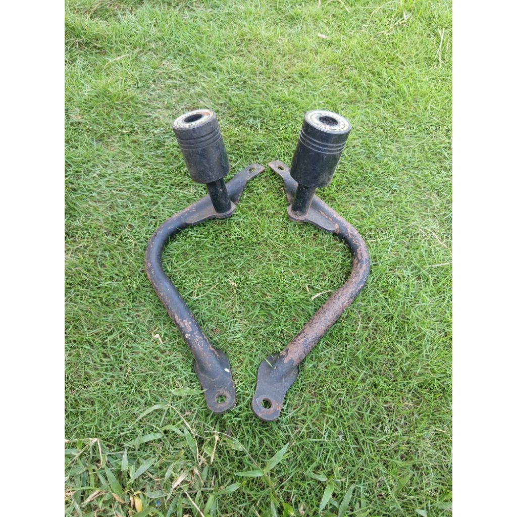 frame slider CBR 250RR bekas copotan motor