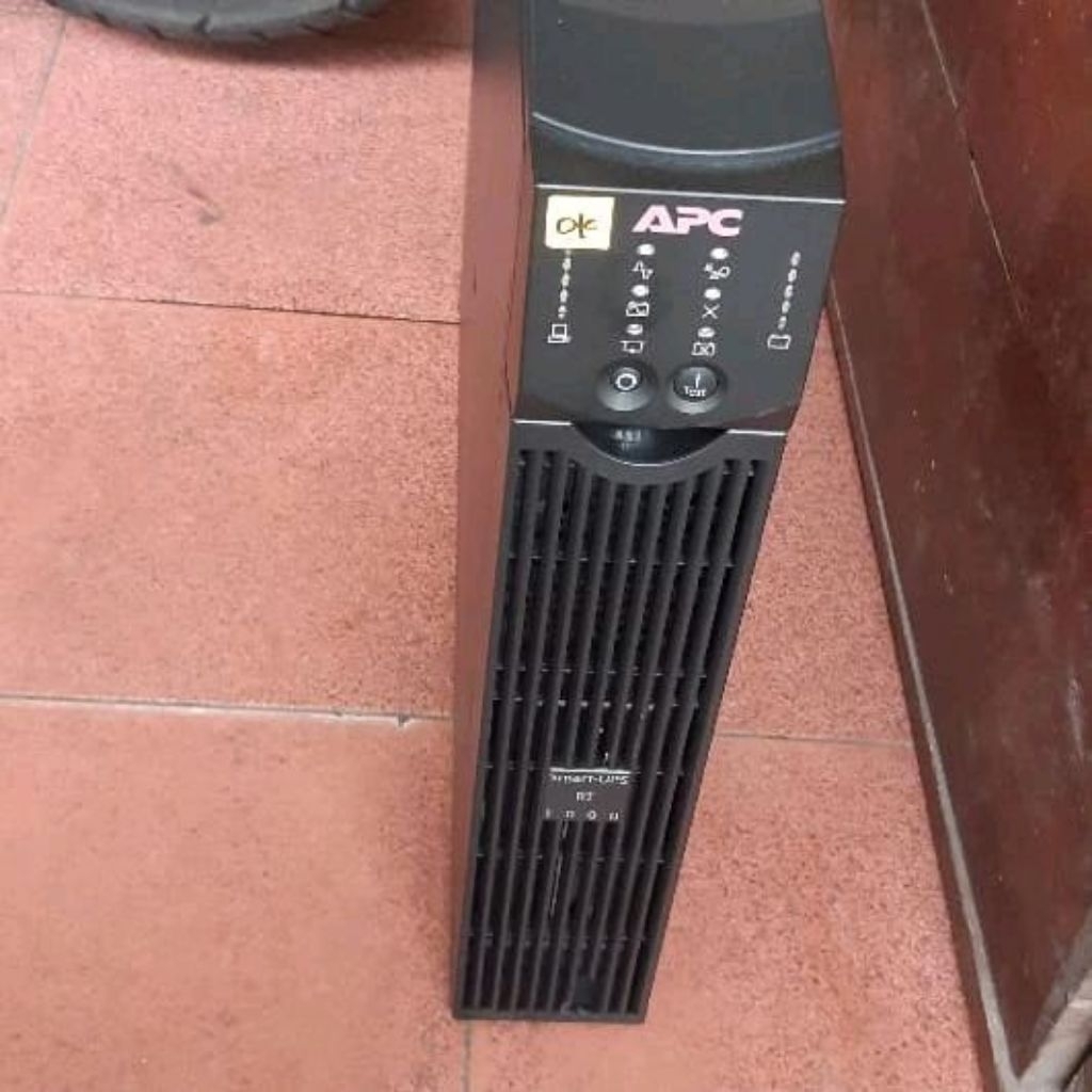UPS ONLINE PURE SINEWAVE APC SURT 1000VA 700W 48V + Baterai Internal | Siap Pakai Plug & Play | Stab