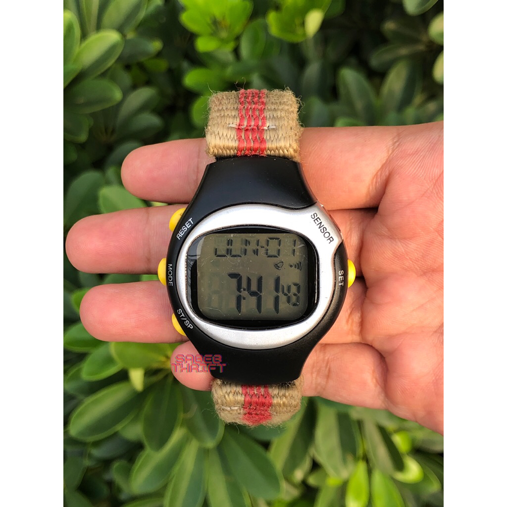 jam tangan  unik (sensor detak jantung)