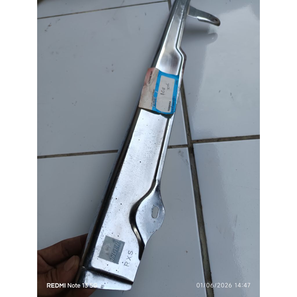 ketengkes tutup rantai crome  yamah rxs rx-special yt115 original tiger part japan