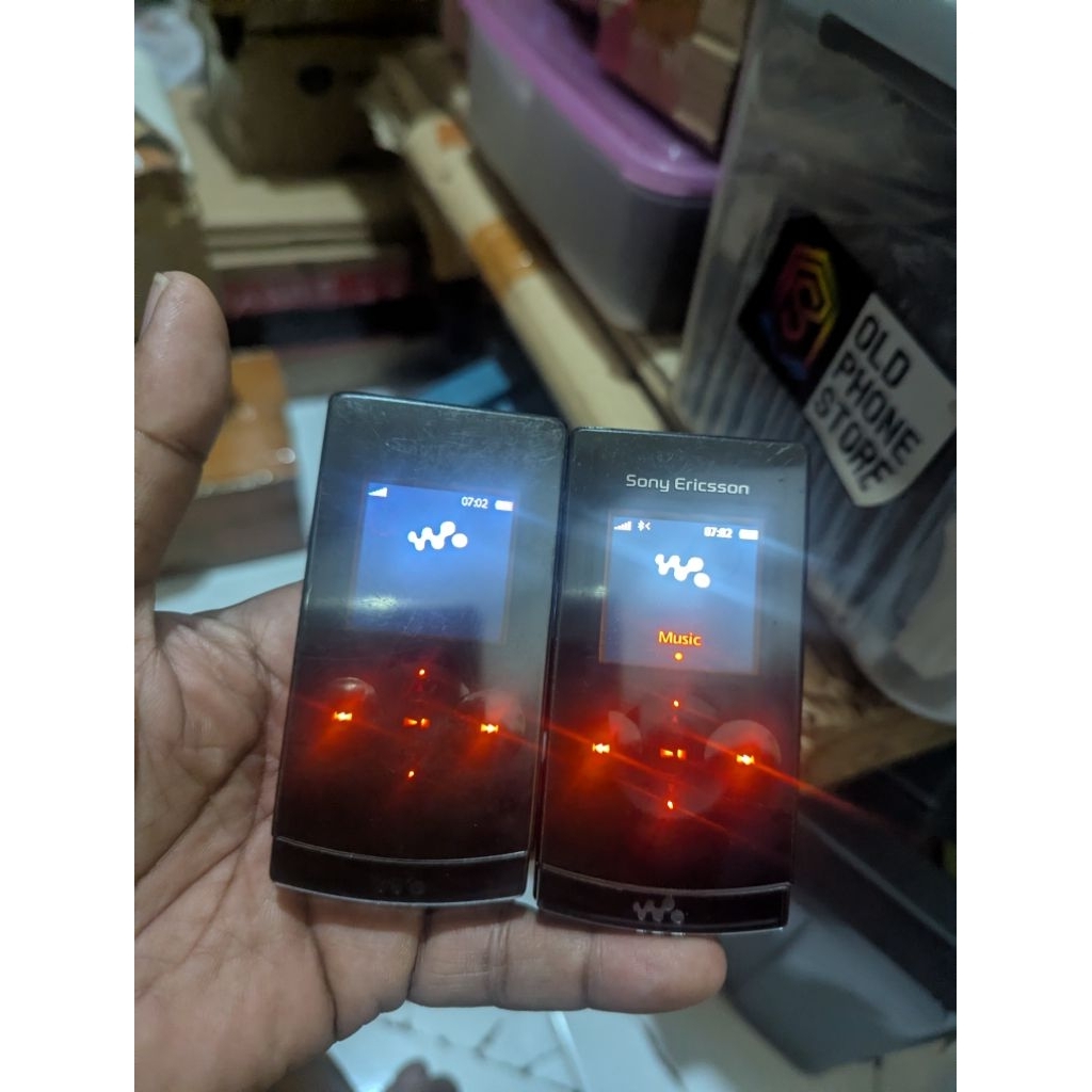 Sony Ericsson W980 black langka aka madona
