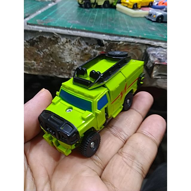 transformers rachet legend class non hasbro