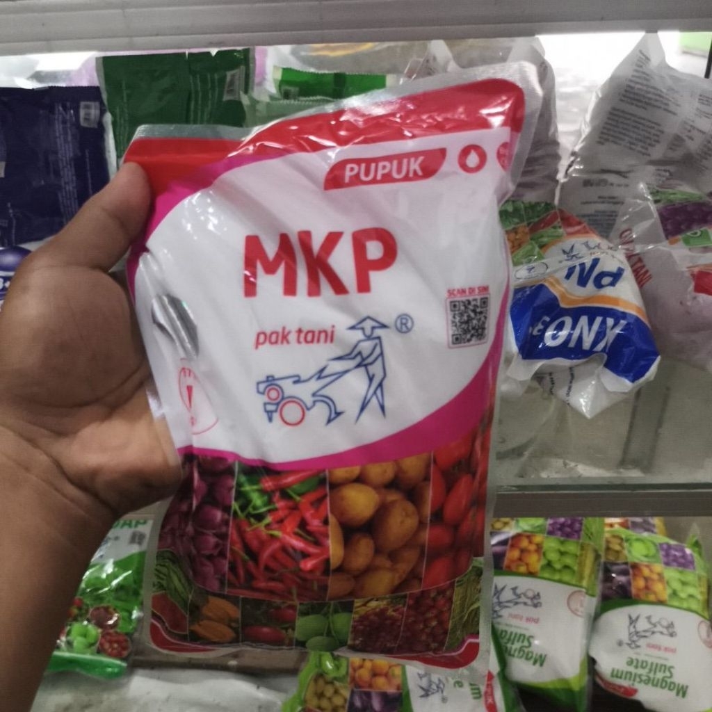 MKP PAK TANI 1 KG - Kristal & larut air