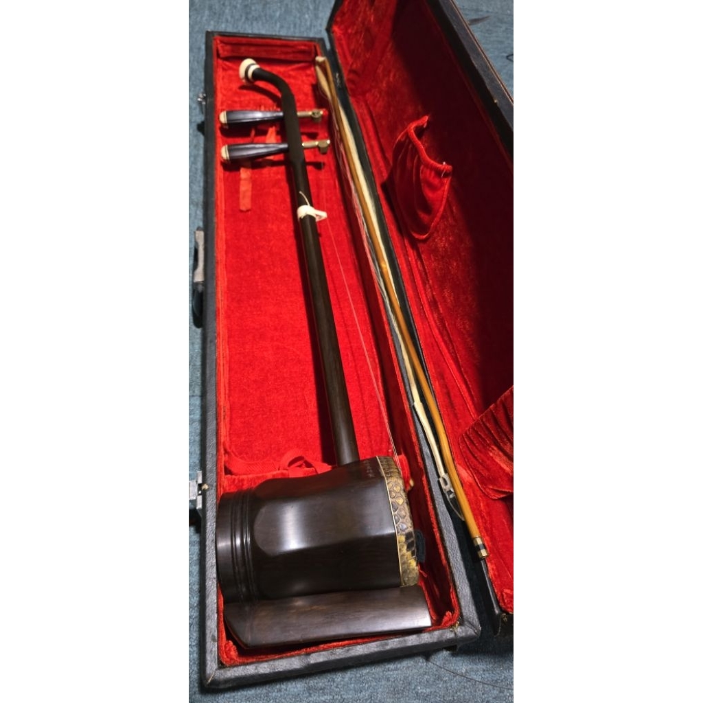 alat musik gesek erhu zhonghu su hengjia