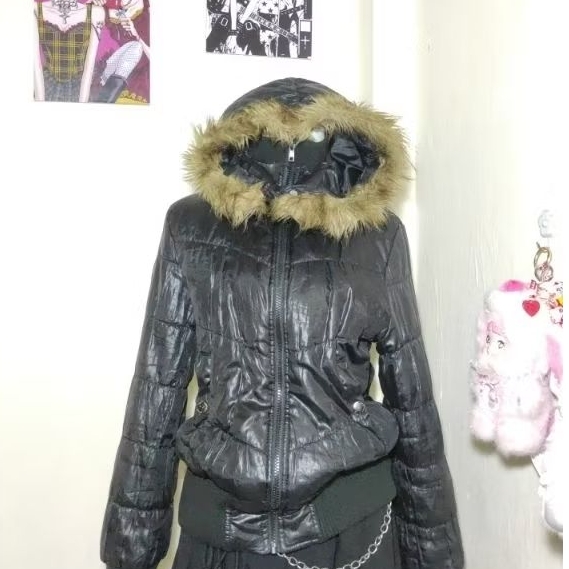 J1vienne - [WAJIB BACA DESKRIPSI] Preloved Clothes Mix pemakaian pribadi | alt emo pink coqquette gy