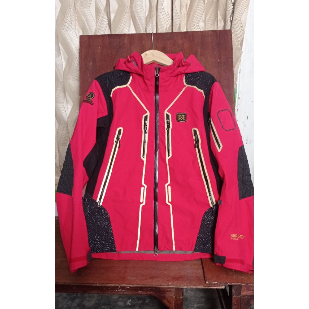 KOLON SPORT GORE-TEX PRO SHELL