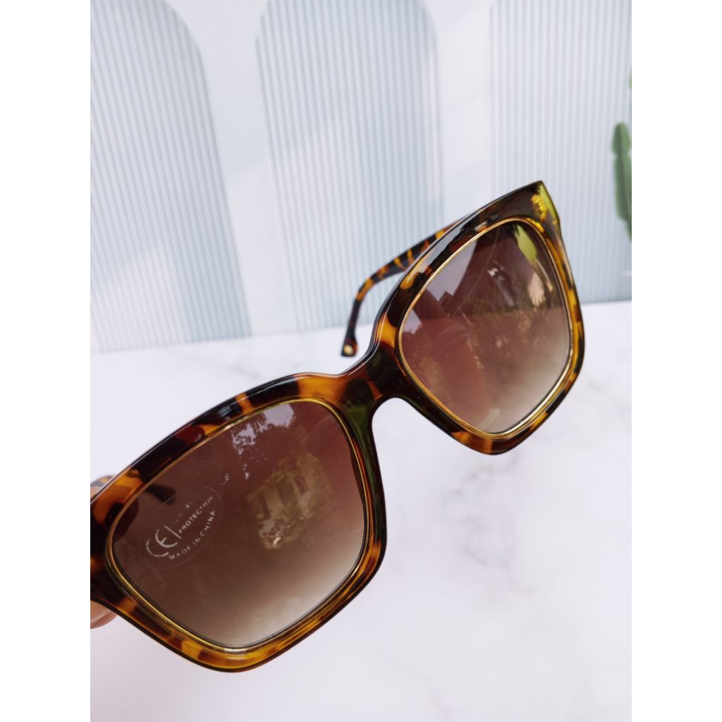 Kacamata Oriflame Exclusive Solsken Sunglasses