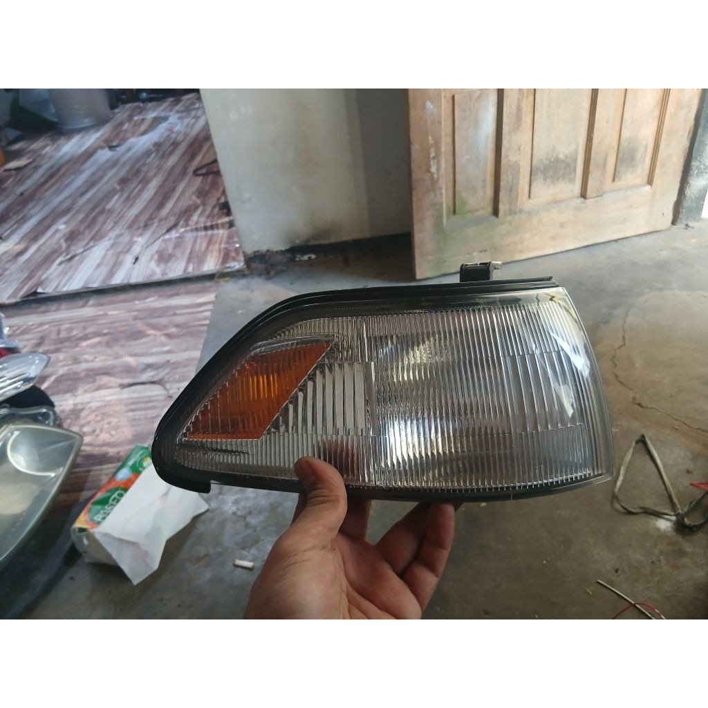 lampu sein corona twincam tahun 1990 1991 sebelah kanan