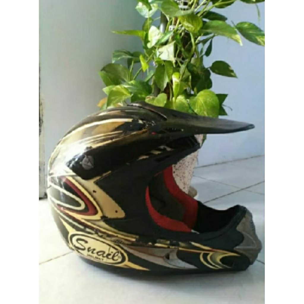 Helm trail cross original SNAiL