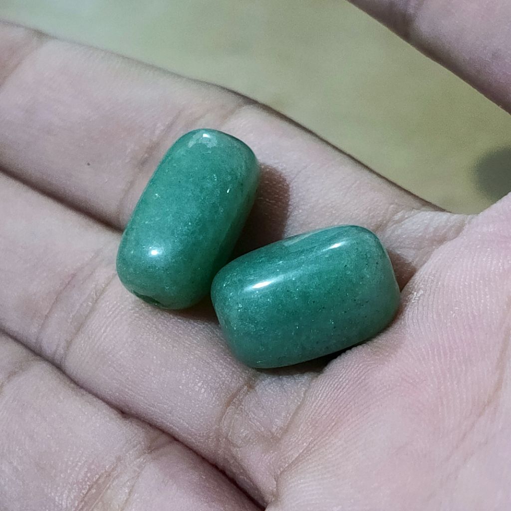 batu permata giok untuk anting
