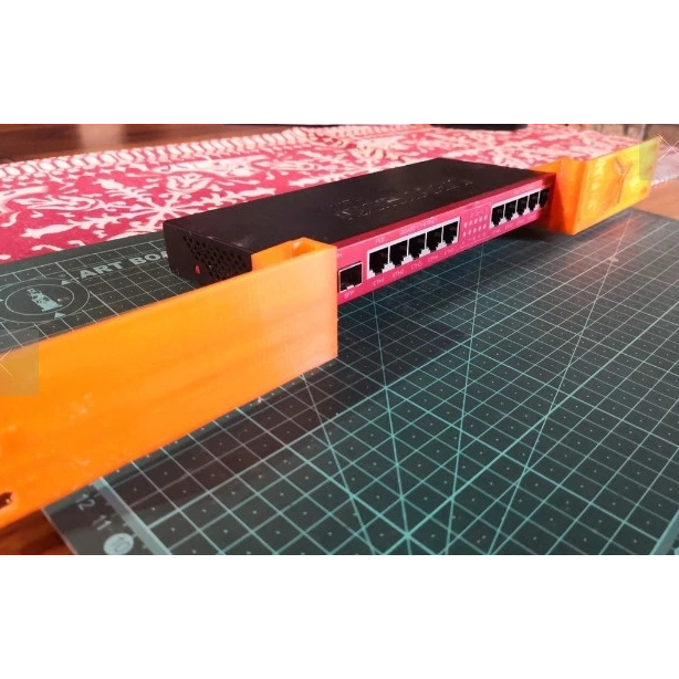 Rackmount Mikrotik RB2011