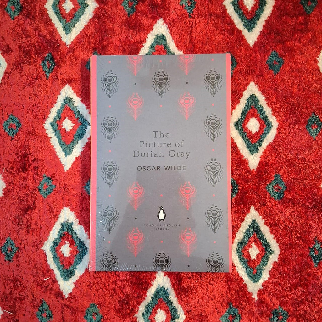 The Picture of Dorian Gray Oscar Wilde terbitan Penguin English Library