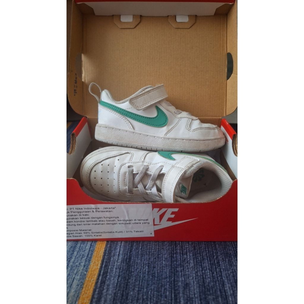 NIKE COURT borough low recaft