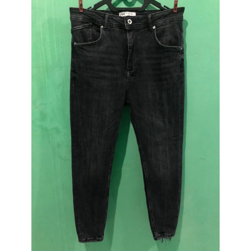 zara man jeans ripped