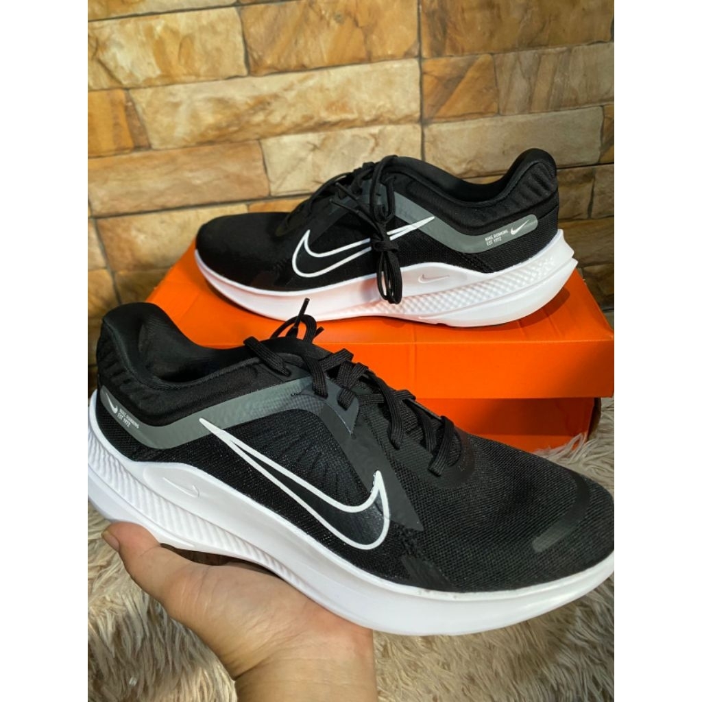 Ready siap gojek Nike Quest 5