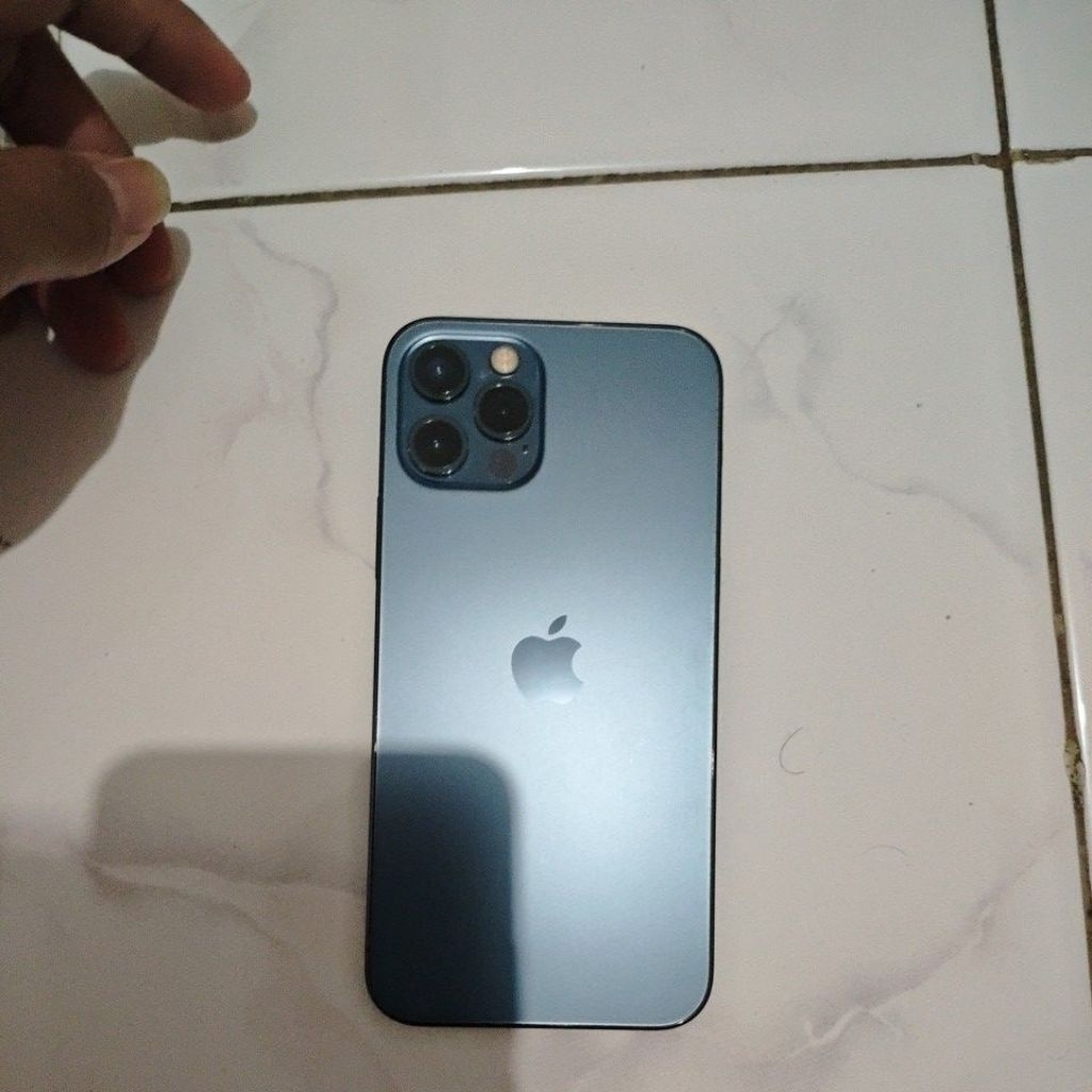 iPhone 12 Pro matot