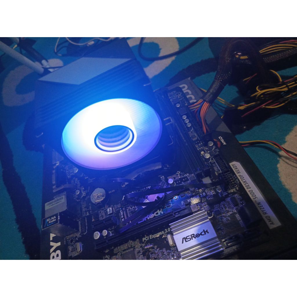 Motherboard Asrock A320m-hdv hidup tapi no display + processor amd a8 9600 normal