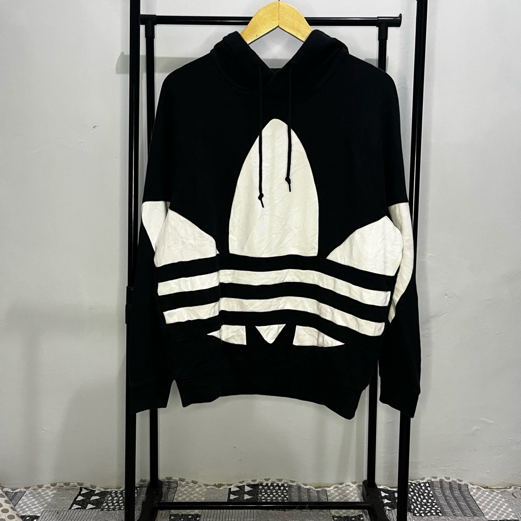Adidas hoodie big logo second