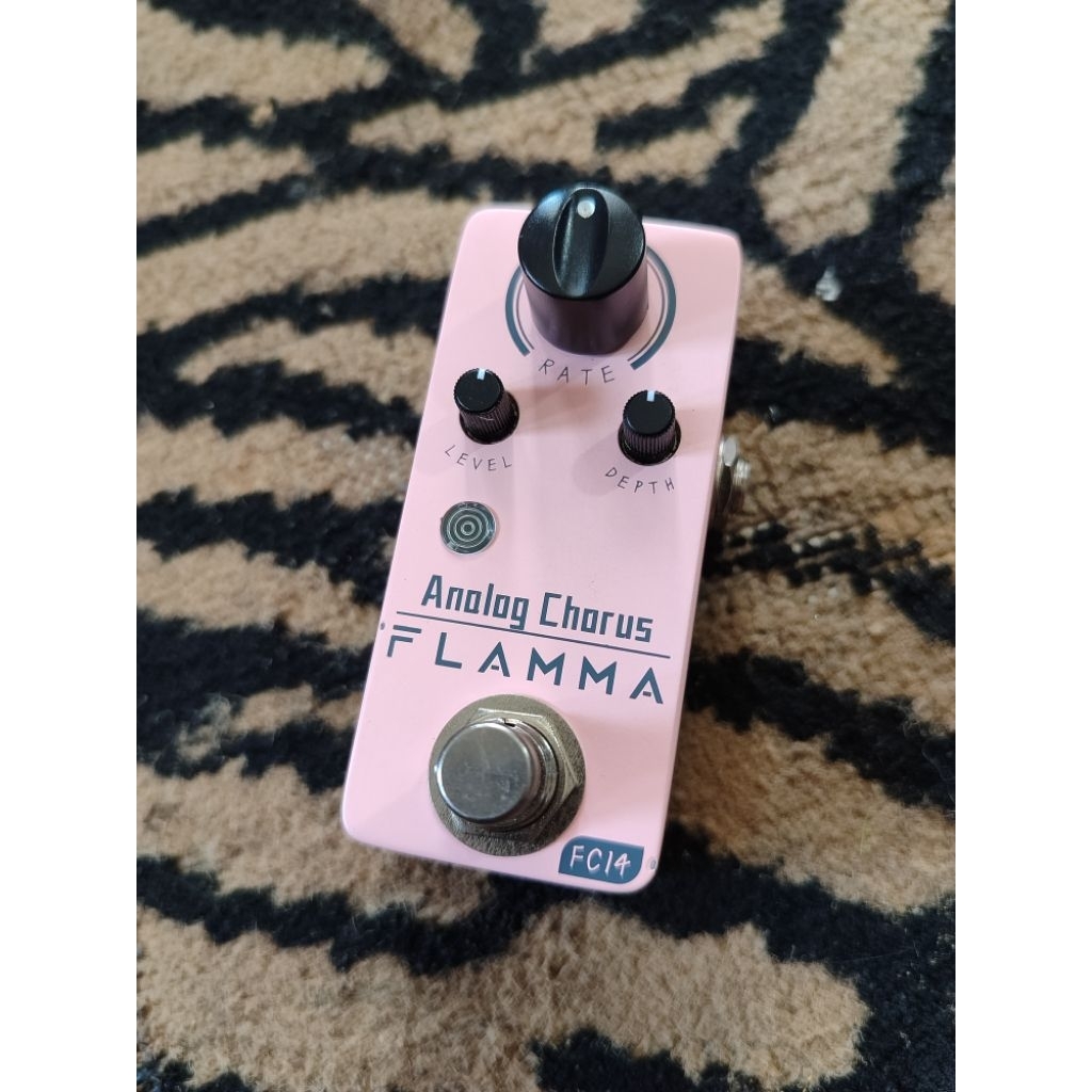 Flamma Analog Chorus pedal efek gitar bass modulasi
