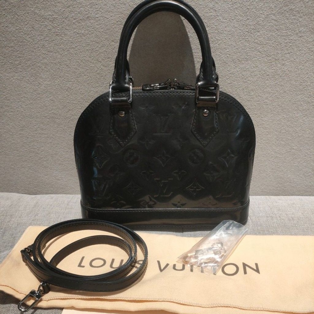 preloved LV baby Alma patent black