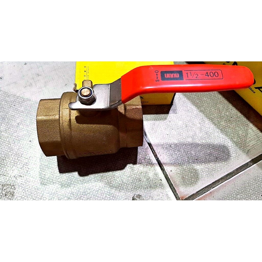 stop kran 11/2" unnu kuningan