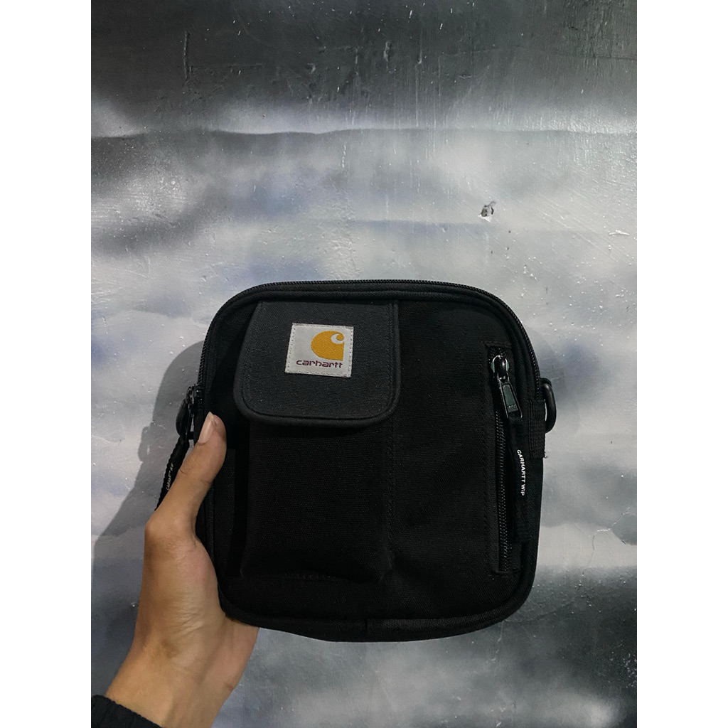 carhartt essentials bag