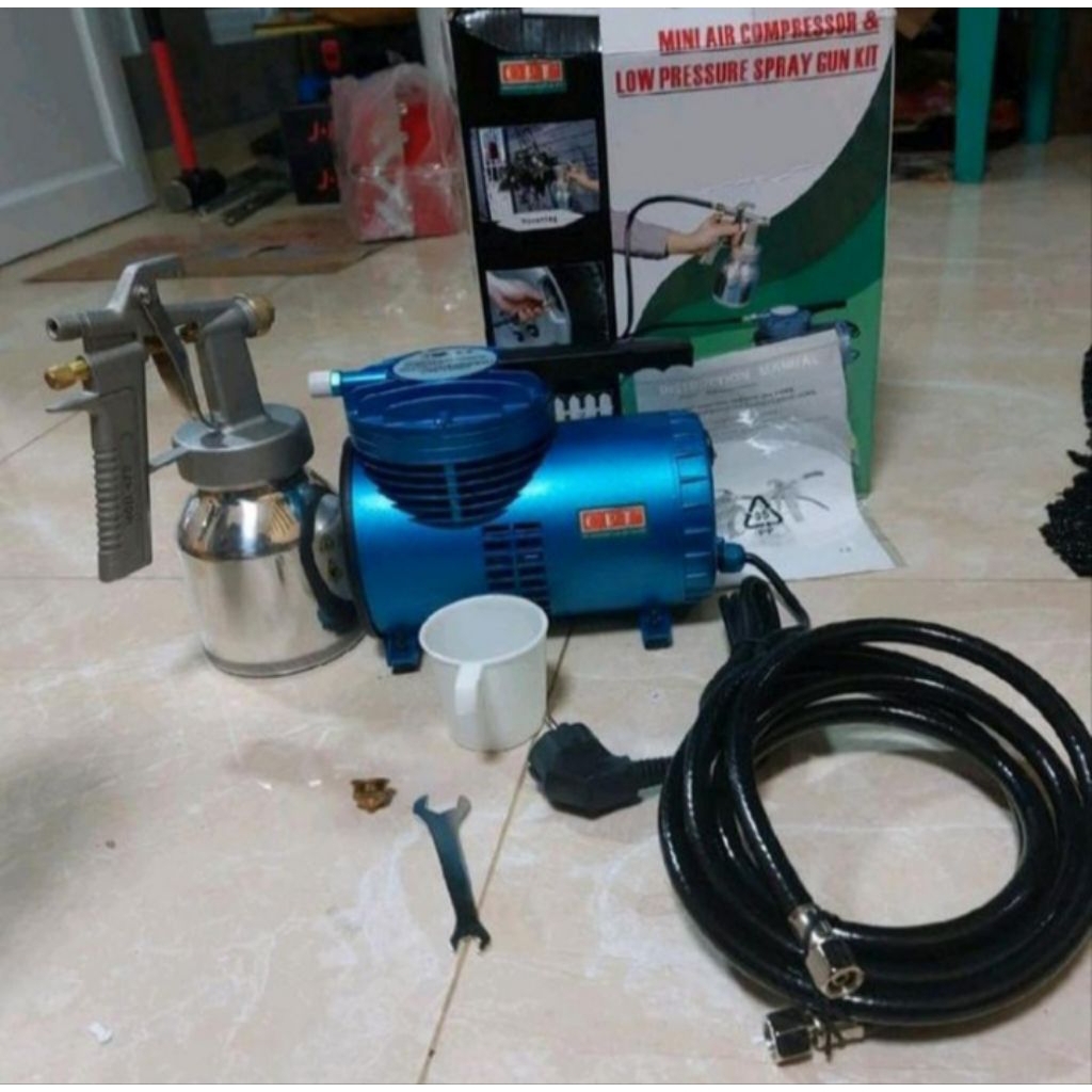Alat Cat Compressor mini Listrik plus spray gun