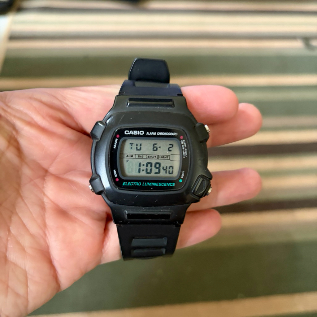 Jam tangan Casio W-740-1VS (Pre G-Shock watch ) badak