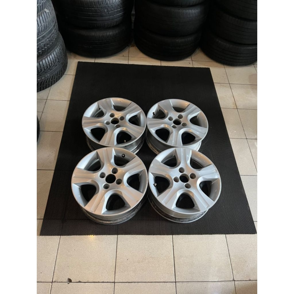 velg original honda jazz rs ring 15