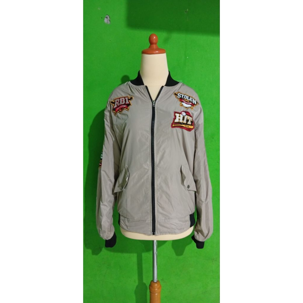 hodie bomber