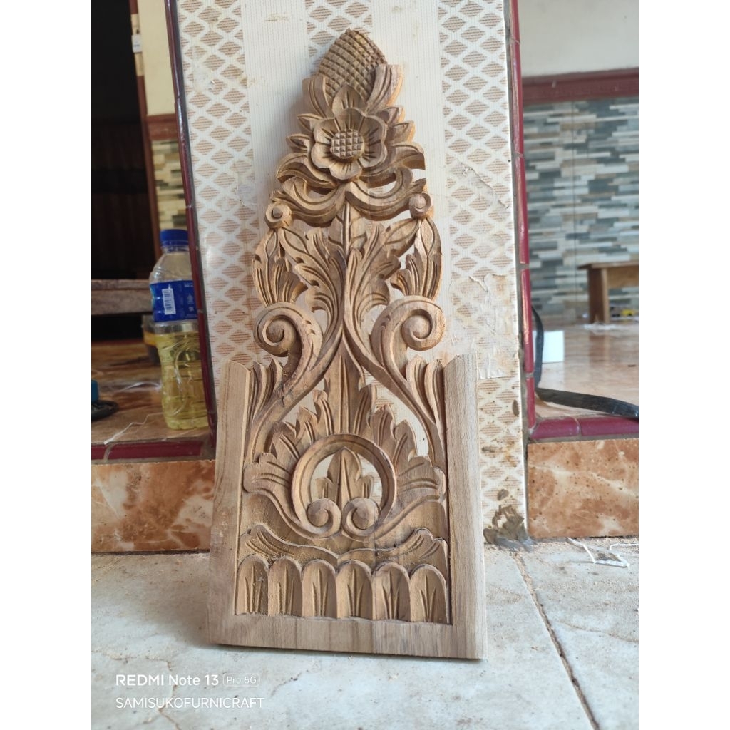 ukiran tempel Soko joglo 16