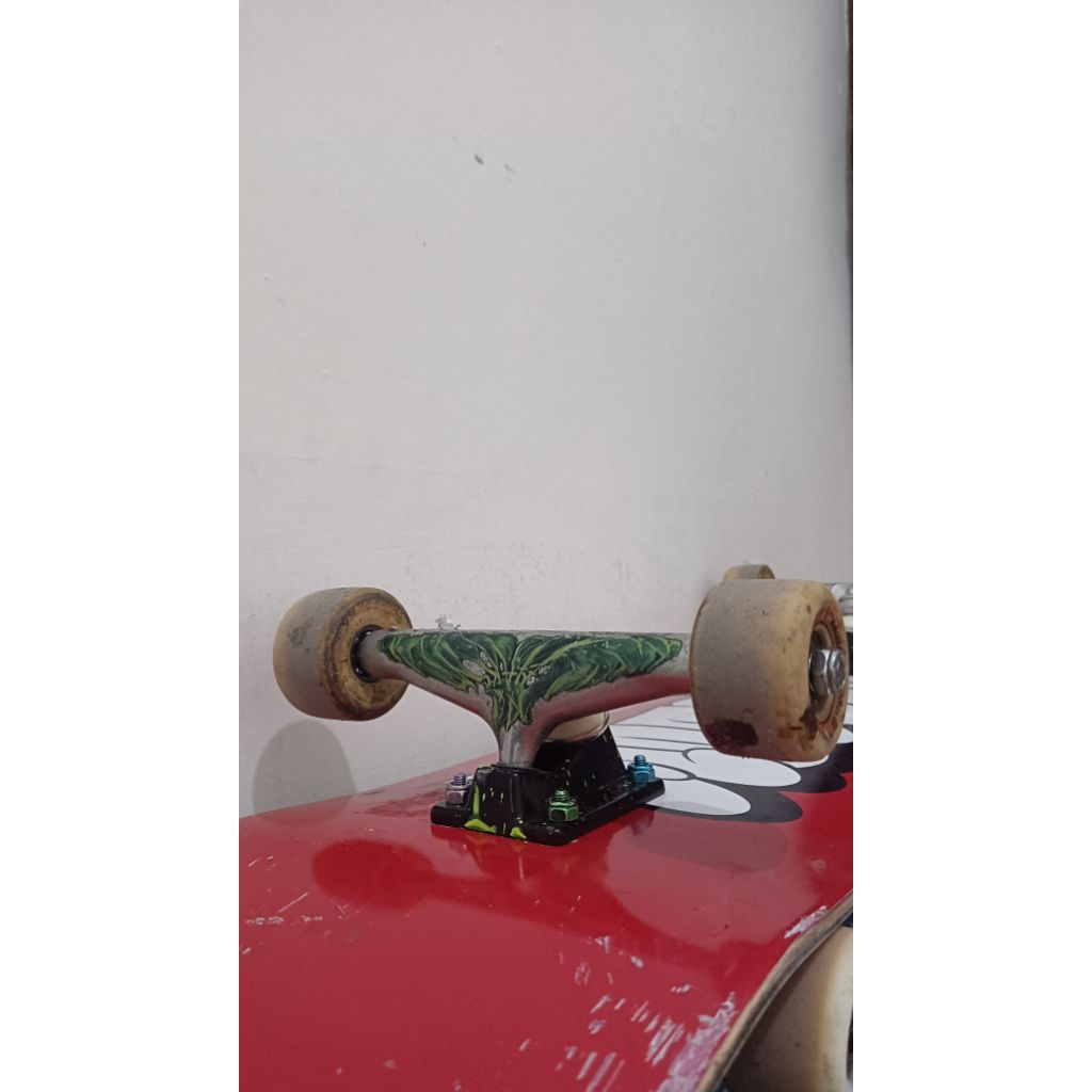 ETAKS TRUCK