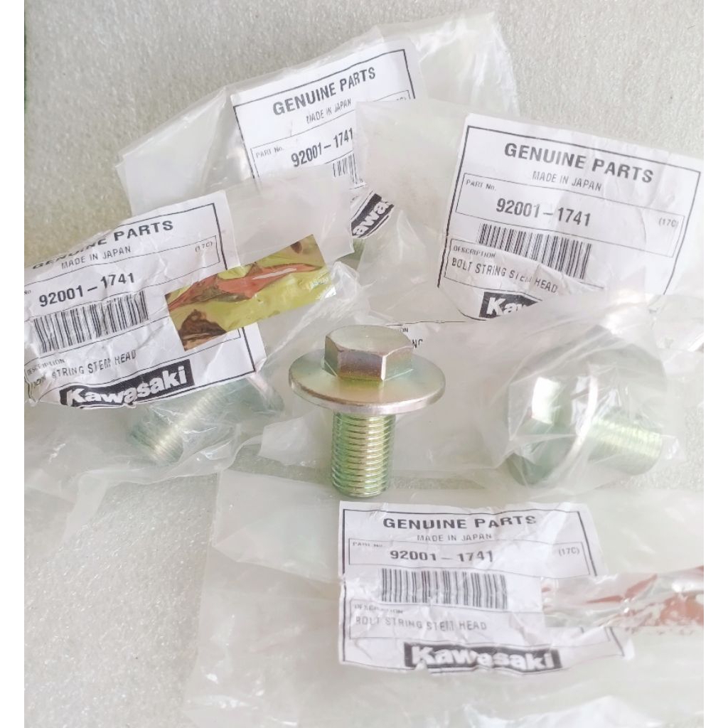 Baut Komstir Segitiga Atas KAWASAKI KZ200 PNP KE125 Binter Merzy KE125 92001-1741