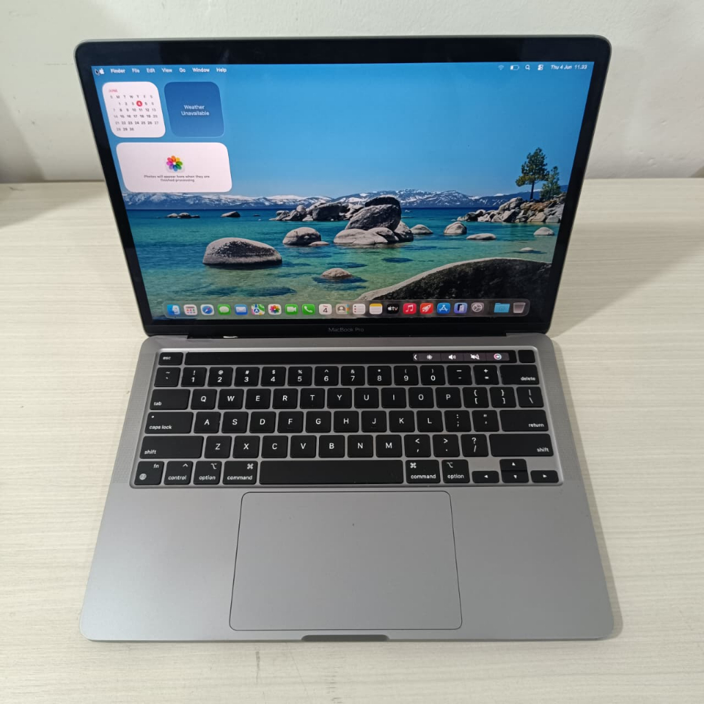 Macbook Pro M2 Type A2338  13-Inch Tahun 2022 Ram 8/512 GB