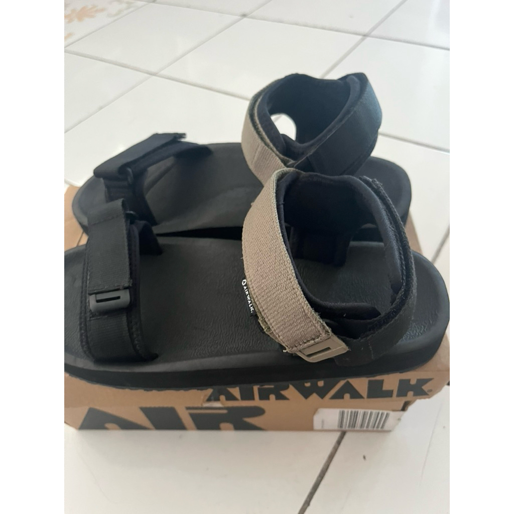 sandal airwalk