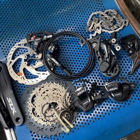 GROUPSET SHIMANO SLX M7000 11 SPEED ORIGINAL BARU