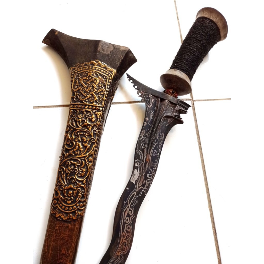 Keris Bali dapur cacaran panjang bilah 47cm