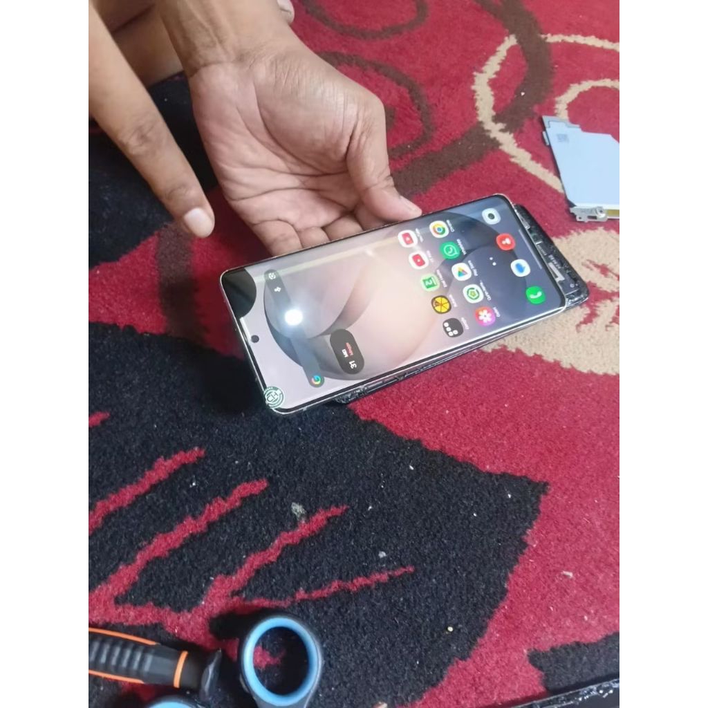 lcd touchcreen satu set SAMSUNG GALAXY 21 ULTRA berfungsi normal asli original copotan bergaransi