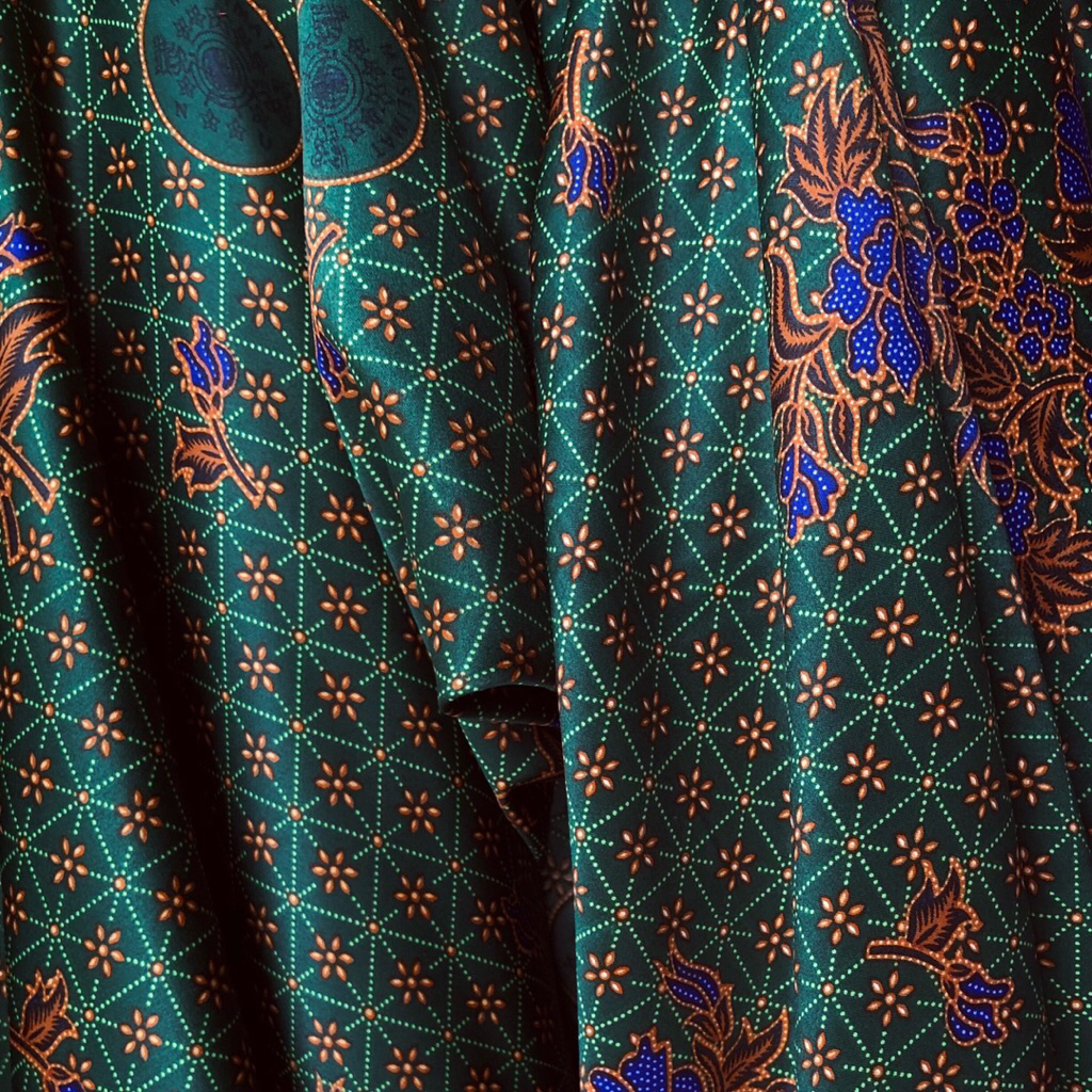 KAIN BATIK SERAGAM MUSLIMAT SUTRA / 0,50cm
