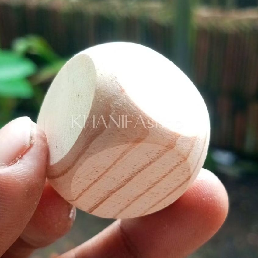 Bola Dadu polos 30mm (kayu Pinus/jati Belanda) Dice > game Kayu > Mainan Anak