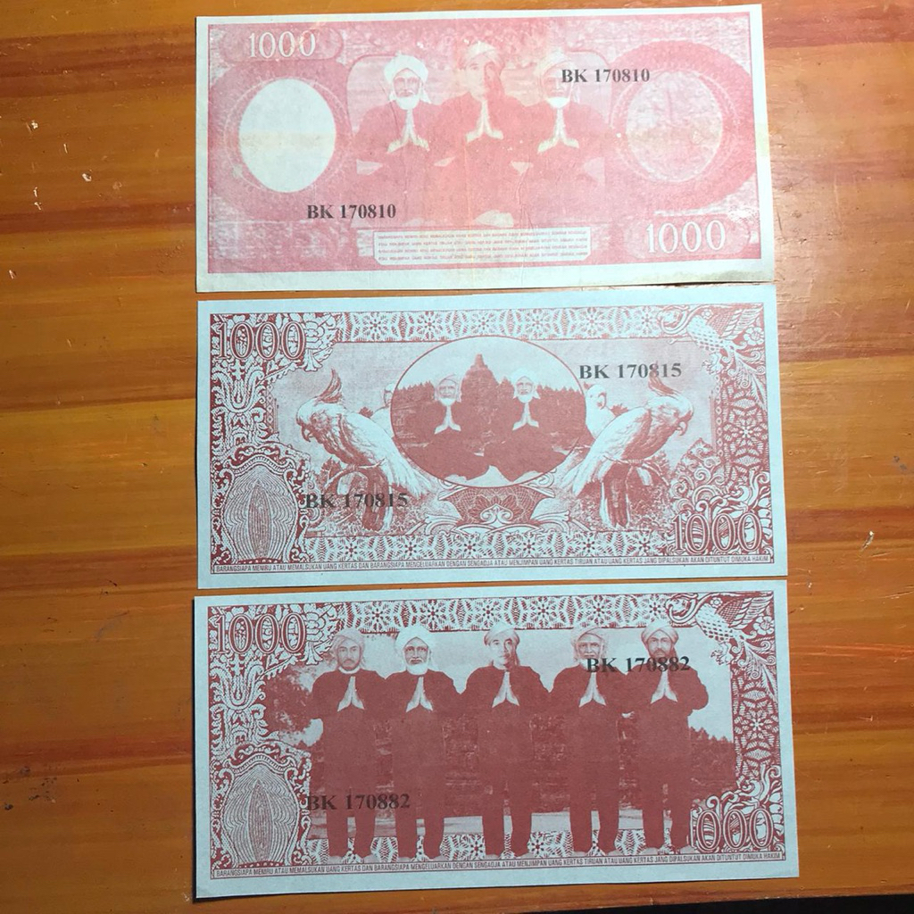 Uang Sukarno 1000 Warna Merah Walisongo