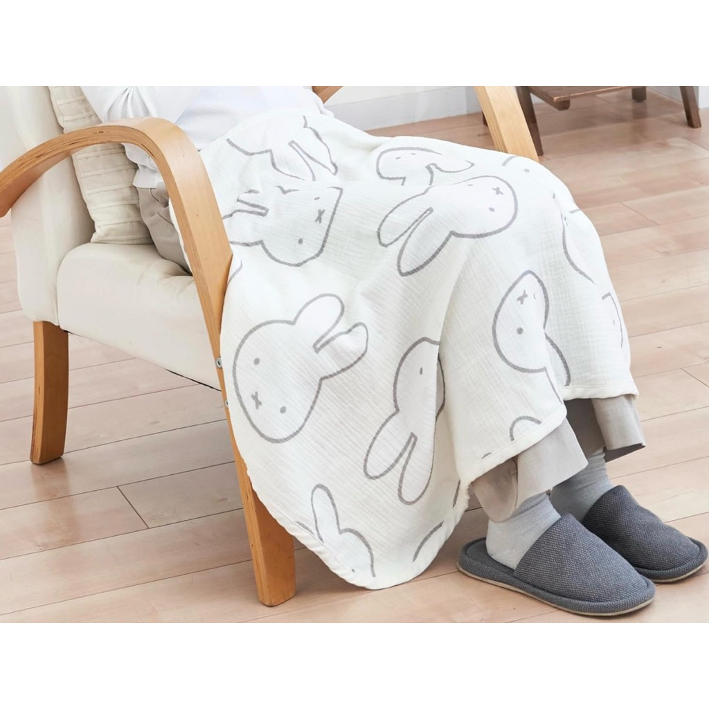 Miffy Throw Blanket 100% Cotton Selimut Miffy Pure Cotton 100 x 70 cm Double Layer Blanket