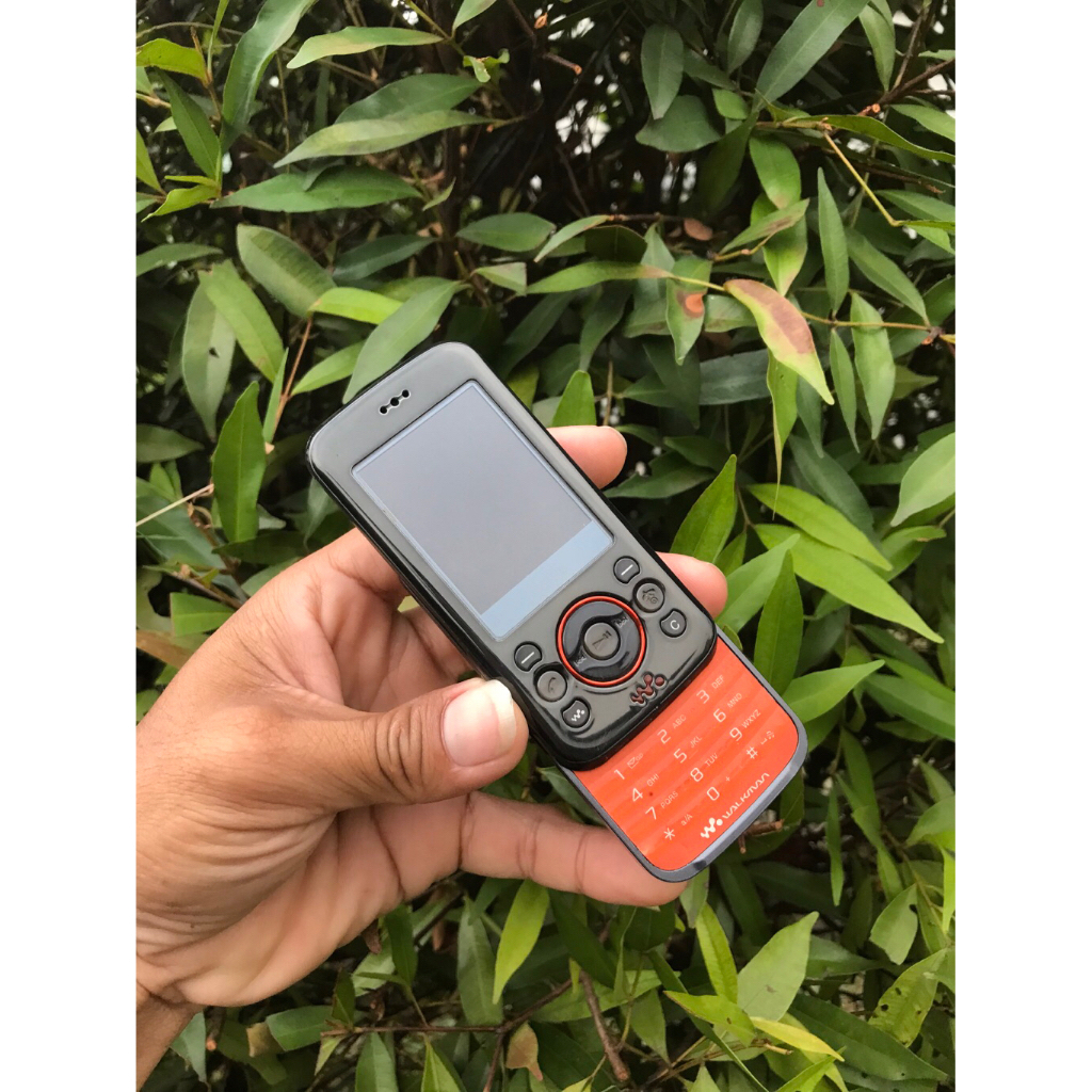 Sony ericsson W395 walkman slide mirip W595 W705 W830 W850 W995