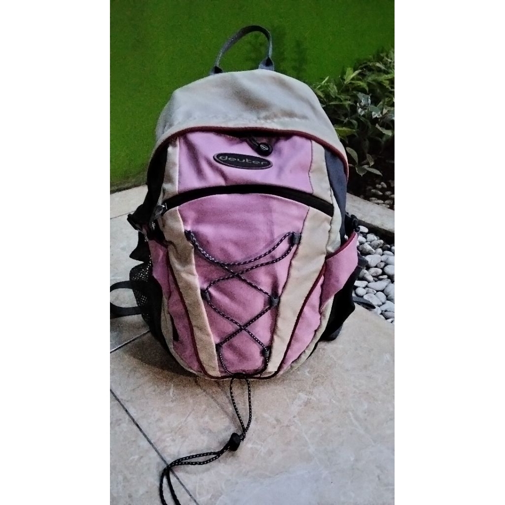 Tas ransel Deuter