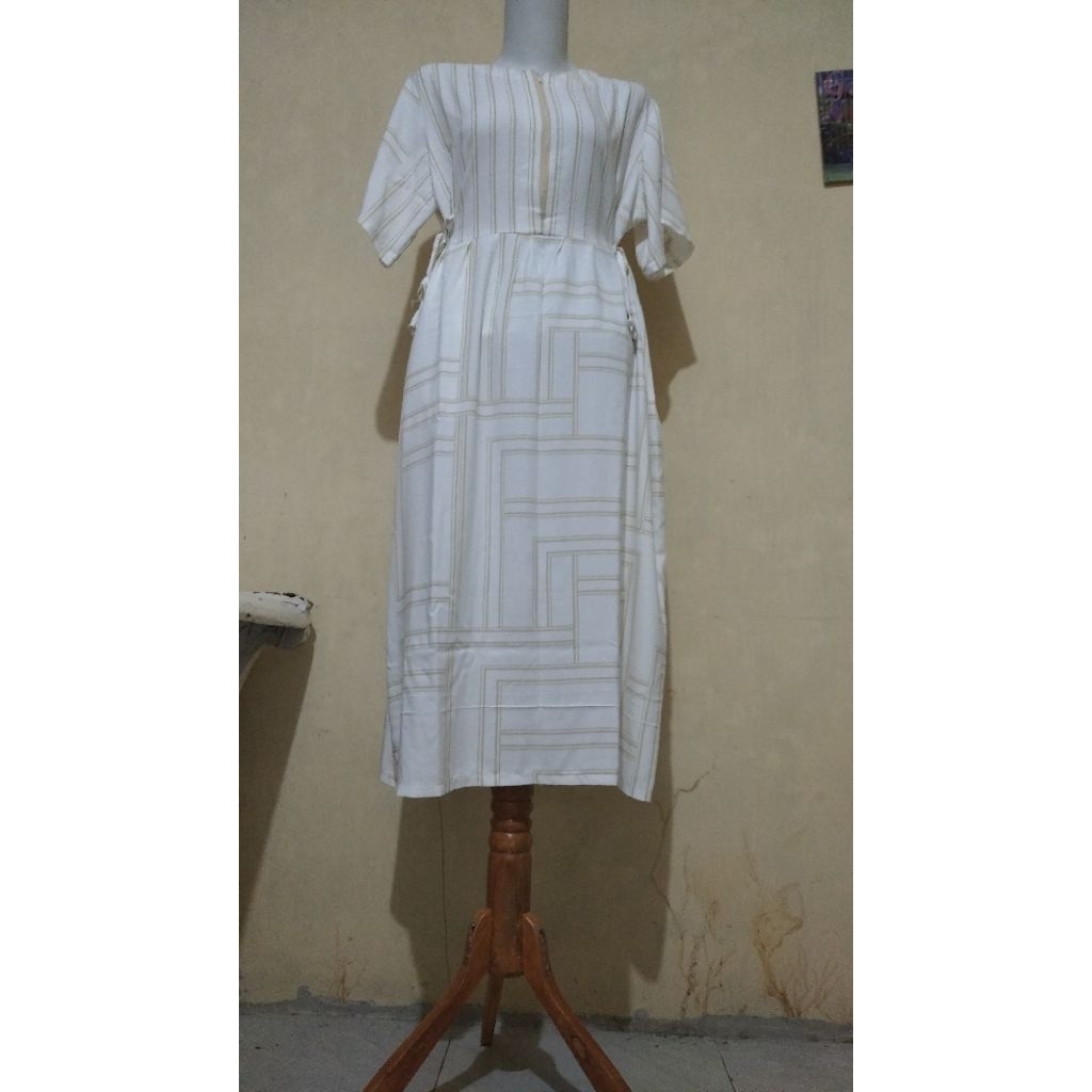 dres wanita lengan pendek katun rayon premium motif garis garis