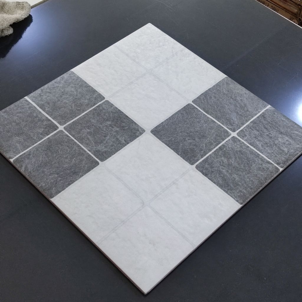 keramik 40x40 lantai KIA audre switch kw2/keramik garasi/keramik teras/keramik tangga/keramik kasar/