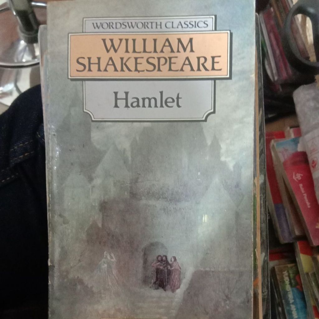 HAMLET BY WILLIAM SHAKESPEARE