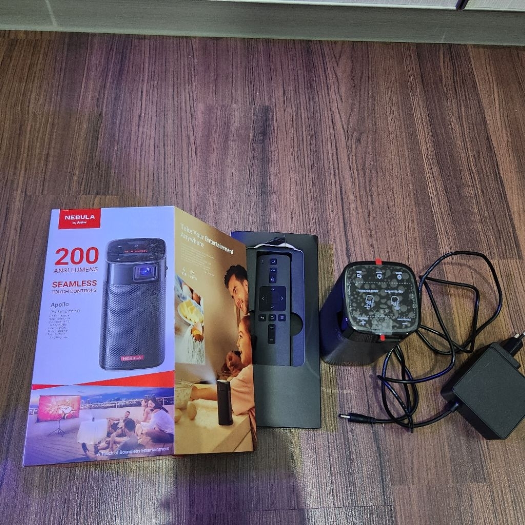 Projector Anker nebula apollo